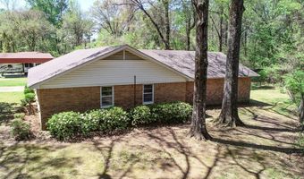 103 Oak Ln, Batesville, MS 38606