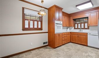 625 N 9th St, Albemarle, NC 28001