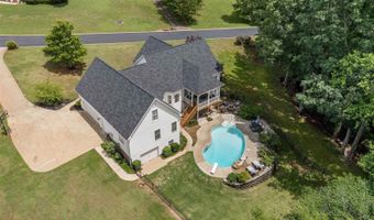 379 Shallowford Dr, Boiling Springs, SC 29316