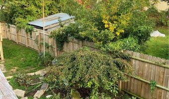 8 2nd St, Alexandria Bay, NY 13607