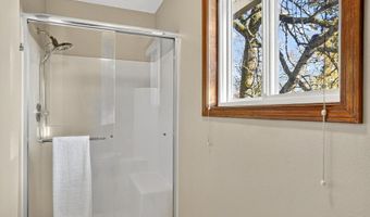 6656 SW 162ND Dr, Beaverton, OR 97007