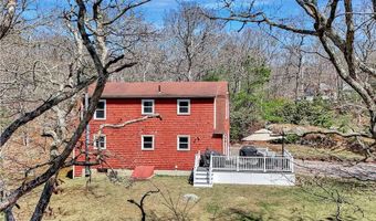 89 Narrow Ln, Charlestown, RI 02813