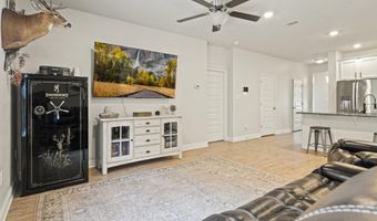 5367 Overland Dr, Biloxi, MS 39532