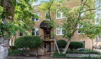 220 13TH St SE 14, Washington, DC 20003