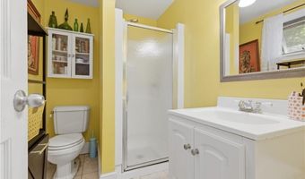 69 Roger Williams Ave, East Providence, RI 02916