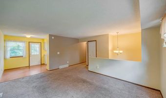 1008 Mesa Verde Pl, Ames, IA 50014