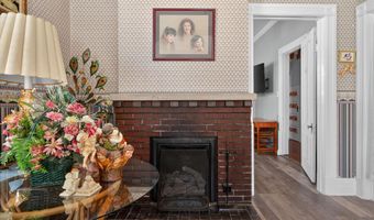 93 W 35TH St, Bayonne, NJ 07002