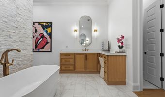 699 Savannah Estates Blvd, Biloxi, MS 39532