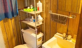 320 Brobston St, Baxley, GA 31513