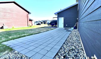 1203 Nano Nagle Ave, Aberdeen, SD 57401