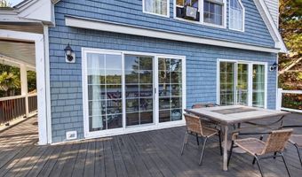 202 Bear Cove Rd, Baileyville, ME 04694