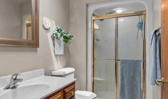2623 W SUNNYVIEW Cir, Appleton, WI 54914