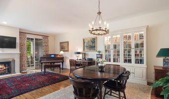 44 Hale Ln, Darien, CT 06820