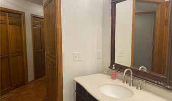 1688 Chatham Ave, Arden Hills, MN 55112