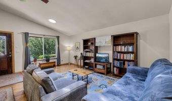 163 SE Dorrie Ct, Bend, OR 97702