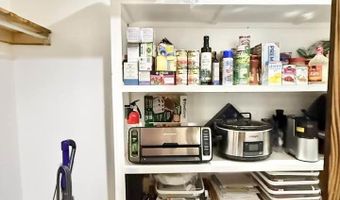 5404 Sioux Rd, Carlsbad, NM 88220