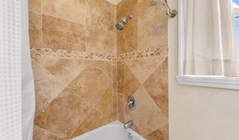 947 Kauku Pl, Honolulu, HI 96825