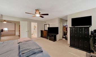 176 BURNING TREE Rd, Dover, DE 19904