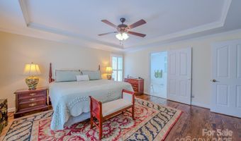 8 Creekside Way, Asheville, NC 28804