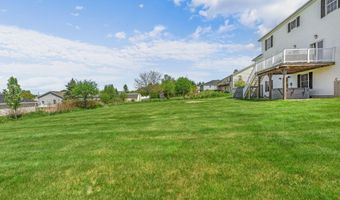 40 Hillview Dr, Bangor, ME 04401
