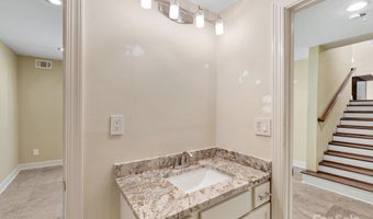 6219 Fair Valley Dr, Charlotte, NC 28226