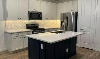 826 W GAIL Dr, Chandler, AZ 85225