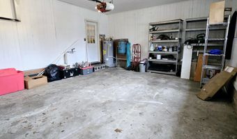 37 Sweetwater Ln, Barnwell, SC 29812
