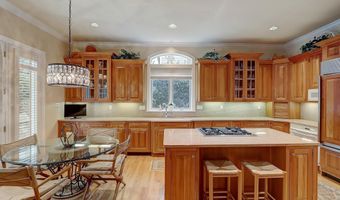 4744 34TH St N, Arlington, VA 22207