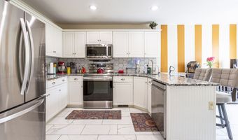 3 Centerbrook Ct, Avon, CT 06001