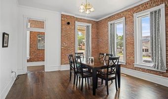 432 S 5th St, Atchison, KS 66002