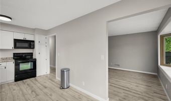 840 Cortland Dr, Apple Valley, MN 55124