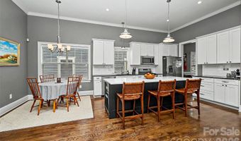 3205 N Mcdowell St, Charlotte, NC 28205