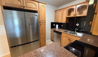914 LAKE DESTINY Rd F, Altamonte Springs, FL 32714