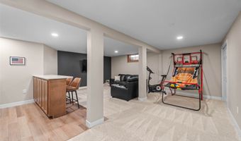 2019 Taylor Cir, Ames, IA 50010