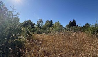 17 18 19 20 21 Chrystal Ln, Barboursville, WV 25504