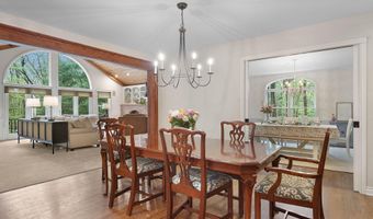 326 Greentree Ln NE, Ada, MI 49301