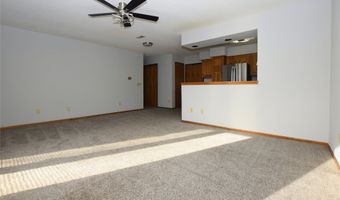 409 SE Delaware Ave 103, Ankeny, IA 50021