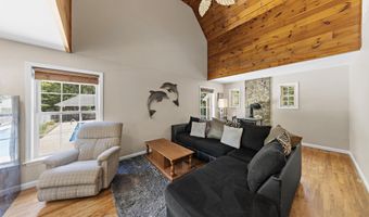 145 Old Halfway Rd, Barnegat, NJ 08005