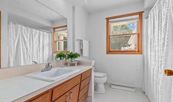 1024 S MATTHIAS St, Appleton, WI 54915