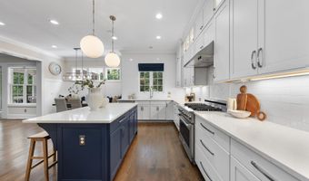 3138 Curling Creek Dr, Apex, NC 27502
