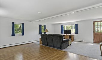 238 Lake St, Bellingham, MA 02019