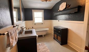 519 Cheyenne Ave, Alliance, NE 69301