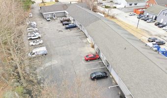 8 Chestnut Dr, Bedford, NH 03110