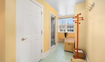 503 Seaside Dr, Jamestown, RI 02835