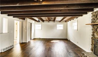 281 Richardson Rd, Coventry, RI 02816