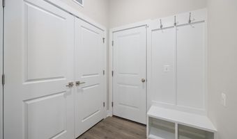 6403 HILLVIEW Ave, Alexandria, VA 22310