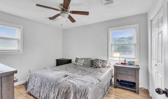 239 Cape May Ave, Bayville, NJ 08721