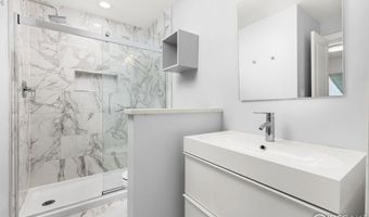 695 Manhattan Dr 219, Boulder, CO 80303