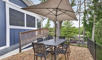175 NE Stonewall Hts, Abingdon, VA 24210