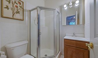 66 Sarah Ct, Amityville, NY 11701